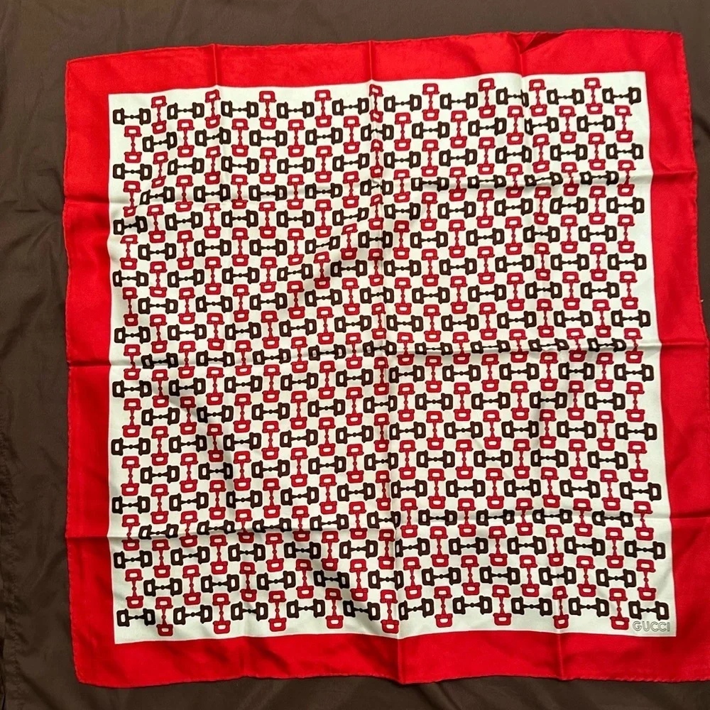 COPY - Gucci Large Scarf horsebit pattern Red Beige 60x60cm Silk Vintage